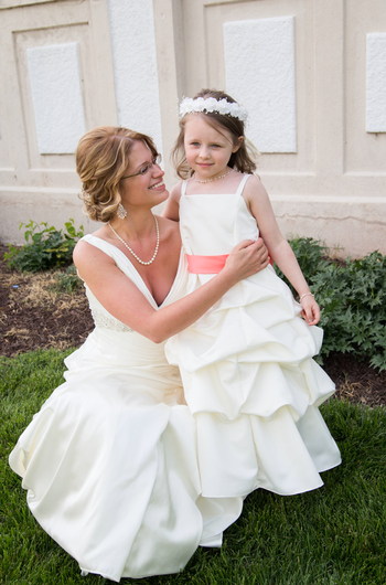 We were so lucky to have such a fantastic flower girl. Thank you for doing such a good job Emma!