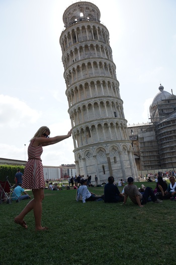 Let's get this one out of the way--the obligatory leaning tower shot!
